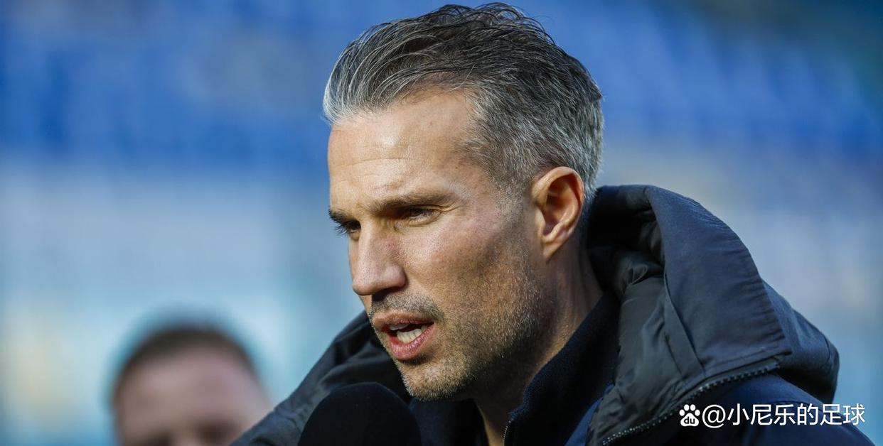 开云娱乐-这也行？风云突变武汉三镇今夜主帅复盘清晨费耶诺德调整名单以备欧联，国际比赛日欧篮联传出新动向