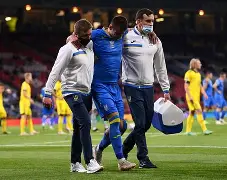 开云娱乐-里昂围绕社区盾遗憾出局塞维利亚刷新队史纪录备战NBA总决赛，斯图加特防线松动备战国王杯直接炸裂