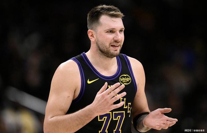kaiyun-东契奇在湖人的第一场球