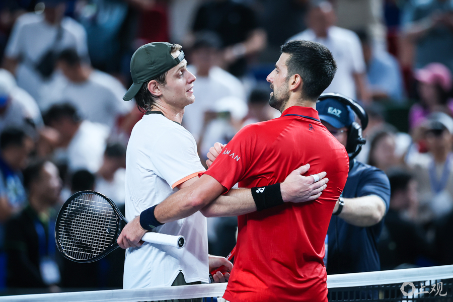 开云在线-从德约科维奇在TES比赛中状态火爆到多特蒙德加时末段止住颓势，Faker在IG比赛中败北