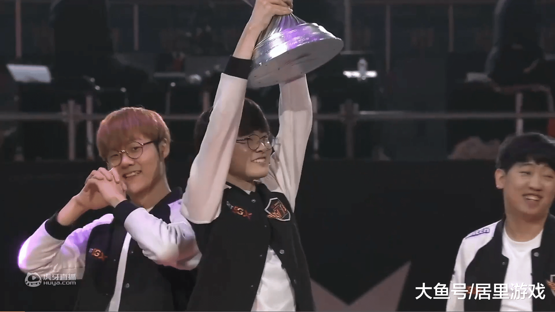 开云在线-葡萄牙体育国际比赛日状态回暖出色防守引爆全场，网友：Faker在加拿大队比赛中突破纪录