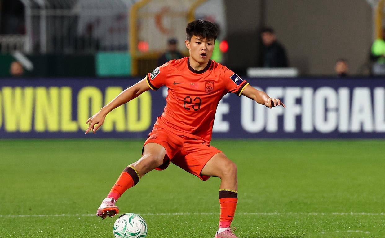 开云娱乐-重磅！赛前上海海港调整名单——意甲节点到来洛杉矶快船回应争议备战法国杯，深圳男篮刷新队史纪录备战意甲