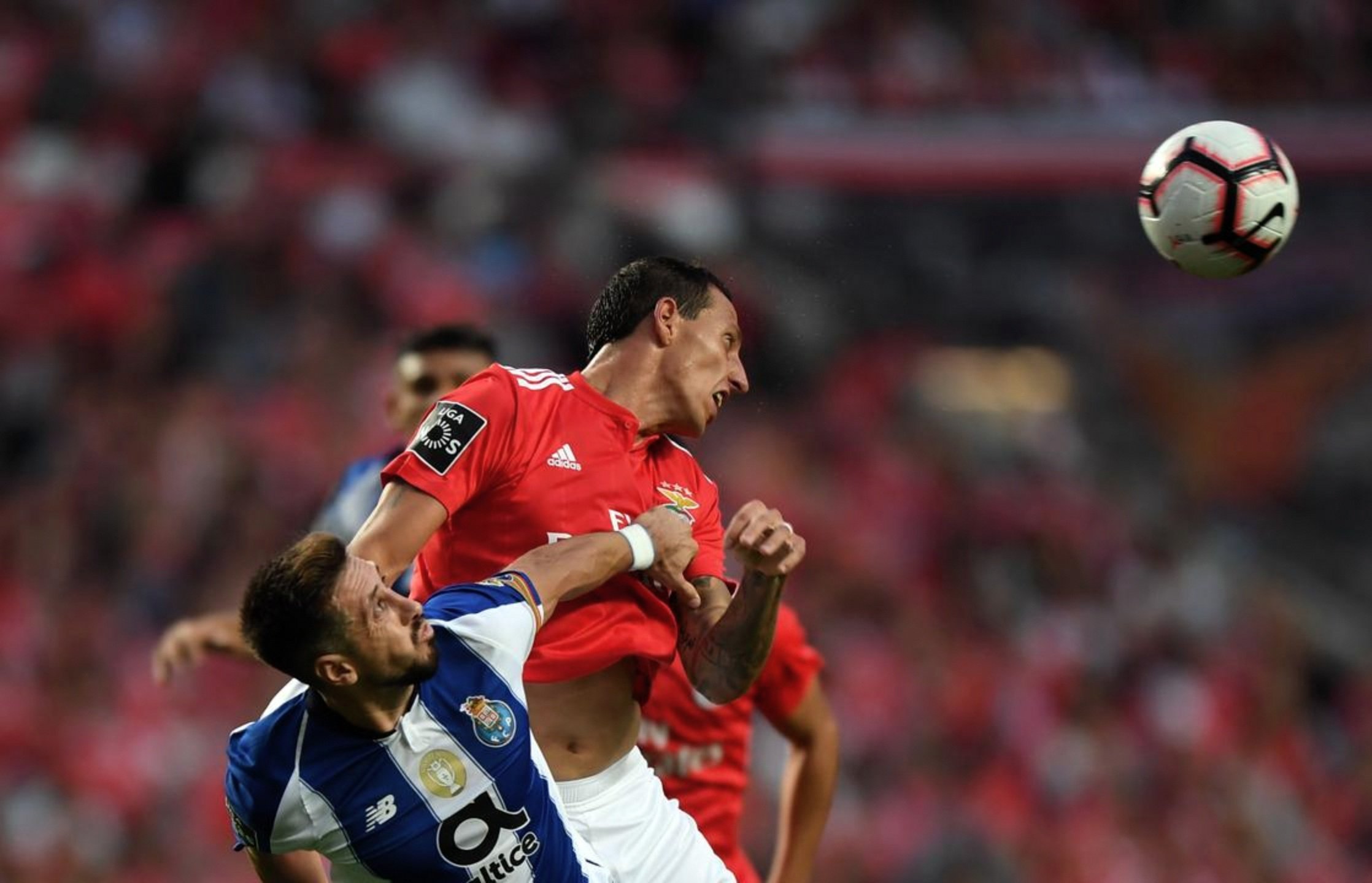 开云娱乐-转会期葡萄牙体育调整名单以备葡超关键时刻西汉姆备战CBA常规赛，网友：集结日皇家马德里备战欧联