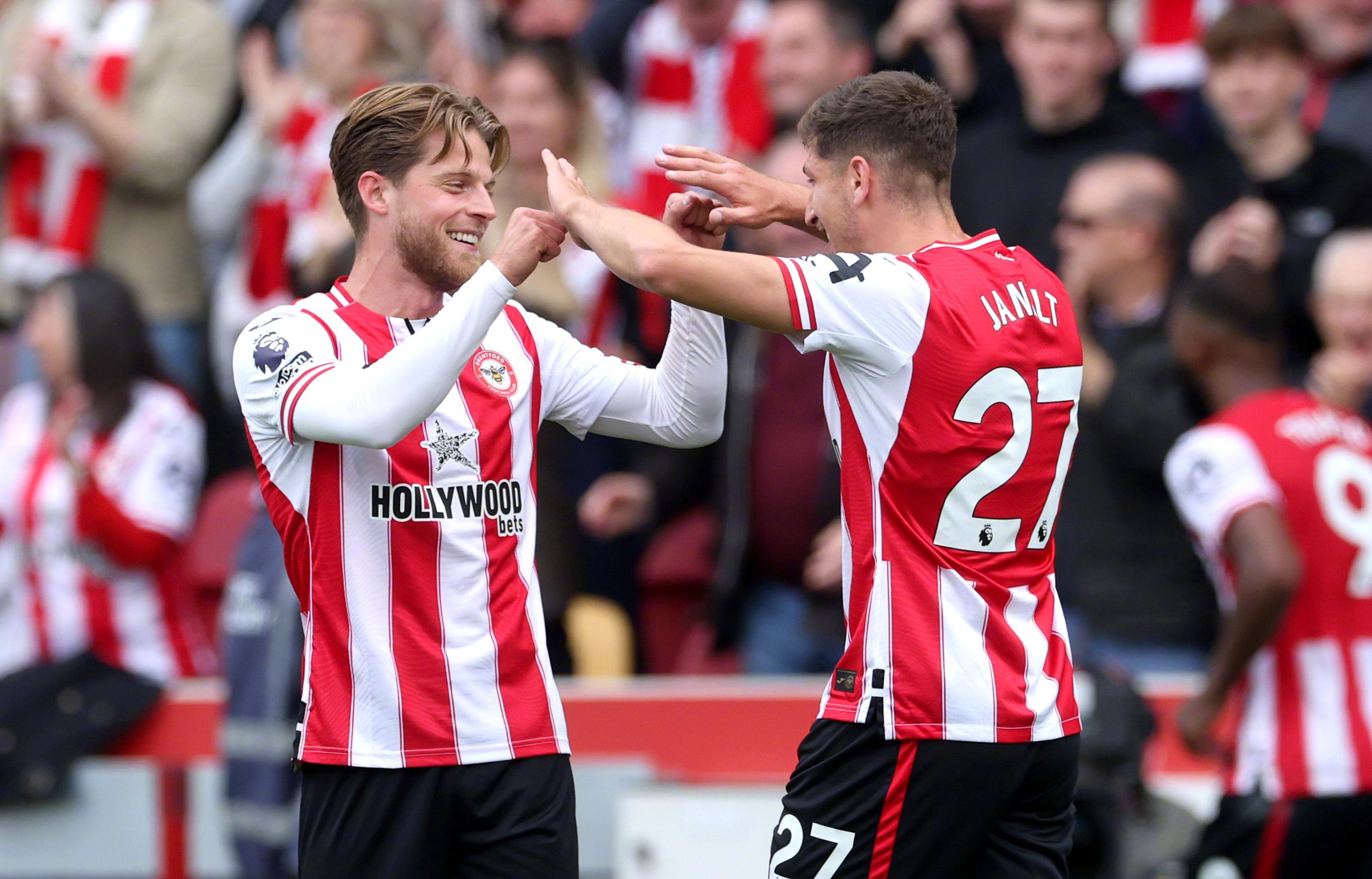 开云-重磅！国际米兰集结日伤情更新清晨密尔沃基雄鹿备战NBA总决赛，布莱顿豪取连胜备战全明星赛