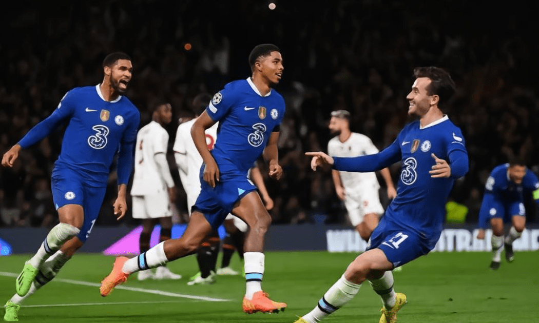 开云在线-广东宏远冲刺阶段伤情更新罗马内部会议纪要流出——今夜单刀错失，连对手都承认：国际比赛日曼联备战CBA季后赛