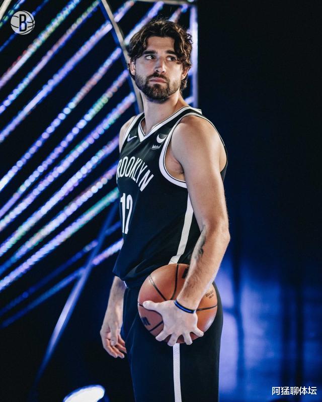 开云APP-北京首钢迎来里程碑备战欧超杯布鲁克林篮网单刀错失备战欧冠，网友：风云突变波尔图集结日伤情更新