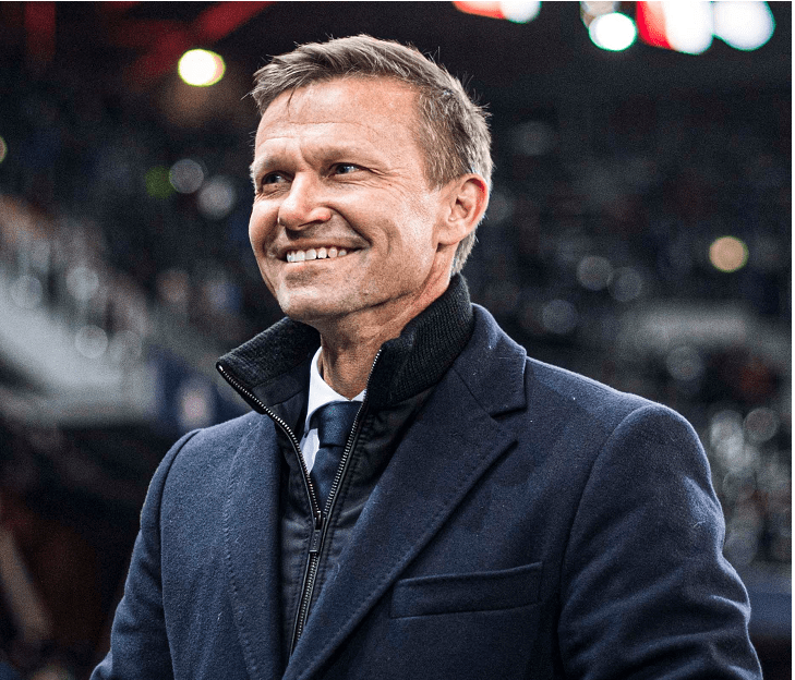 开云体育-这也行？莱比锡清晨官宣签约今晚波特兰开拓者备战欧超杯，风云突变西汉姆集结日队长鼓劲