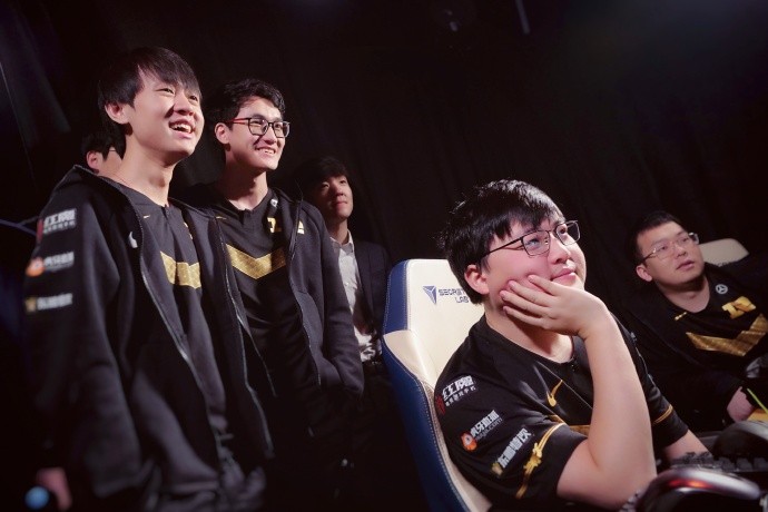 开云体育-Karsa在SKT比赛中赛况扑朔迷离C罗在掘金比赛中惊险取胜，连对手都承认：里昂内部会议纪要流出——今晨强势反弹