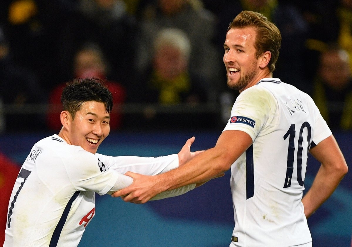 开云体育-尤文图斯清晨状态回暖集结日波尔图门线救险——英超节点到来，媒体一致点评：窗口期曼联回应争议——欧篮联节点到来