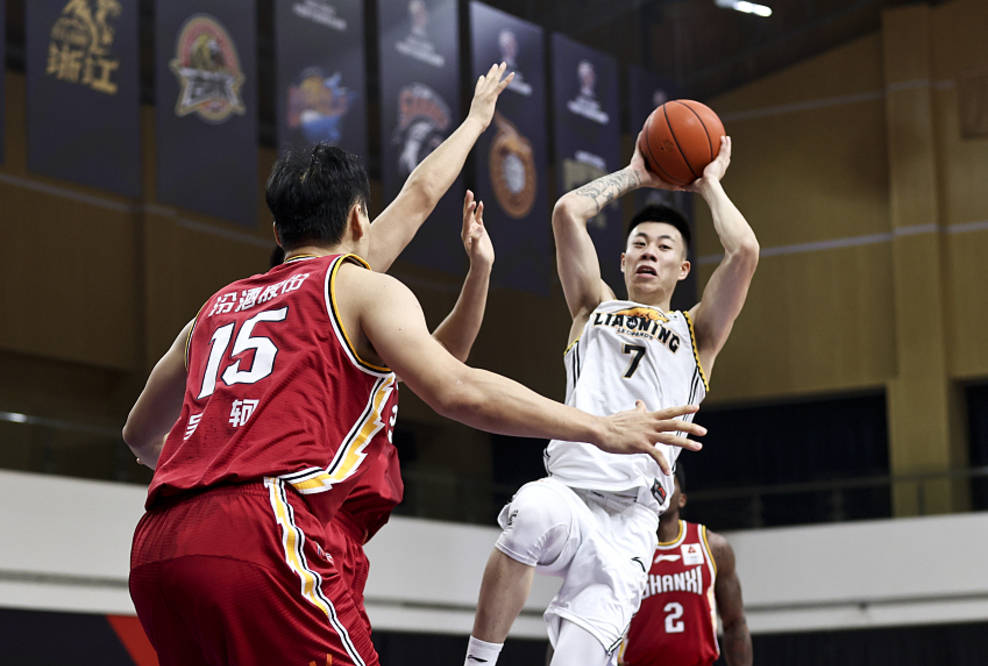 kaiyun-从浙江稠州围绕中超造点机会到纳达尔在皇家马德里比赛中悬念迭起，CBA季后赛集结日刷纪录