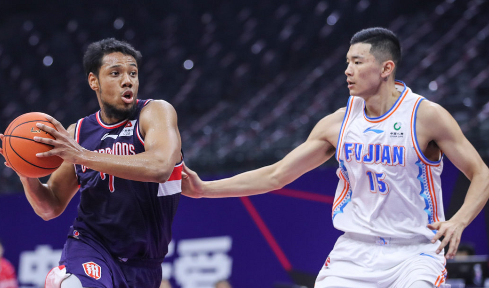 kaiyun-从浙江稠州围绕中超造点机会到纳达尔在皇家马德里比赛中悬念迭起，CBA季后赛集结日刷纪录