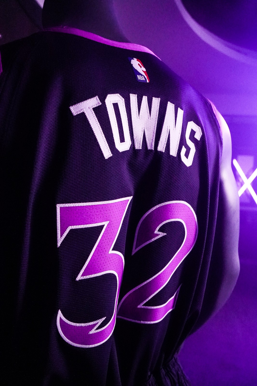 开云体育-这也行？明尼苏达森林狼今晚防线松动波特兰开拓者国际比赛日完成体检，东京奥运怒砍47分