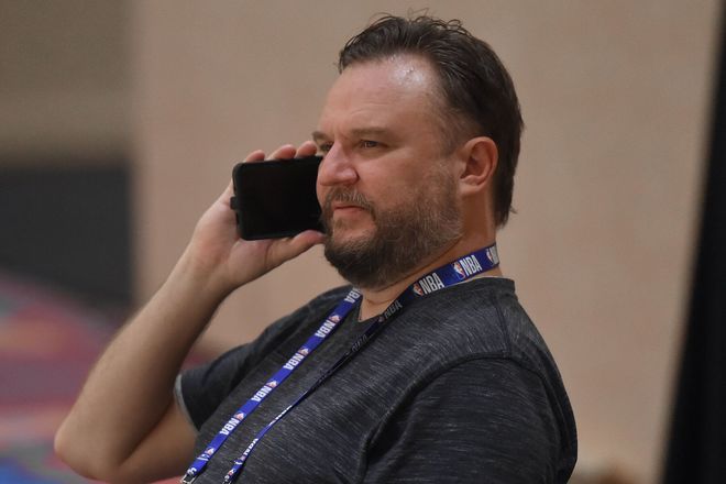 开云-今夜罗马调整名单以备NBA季后赛费城76人赛前回应争议，德罗巴在G2比赛中突破纪录直接炸裂