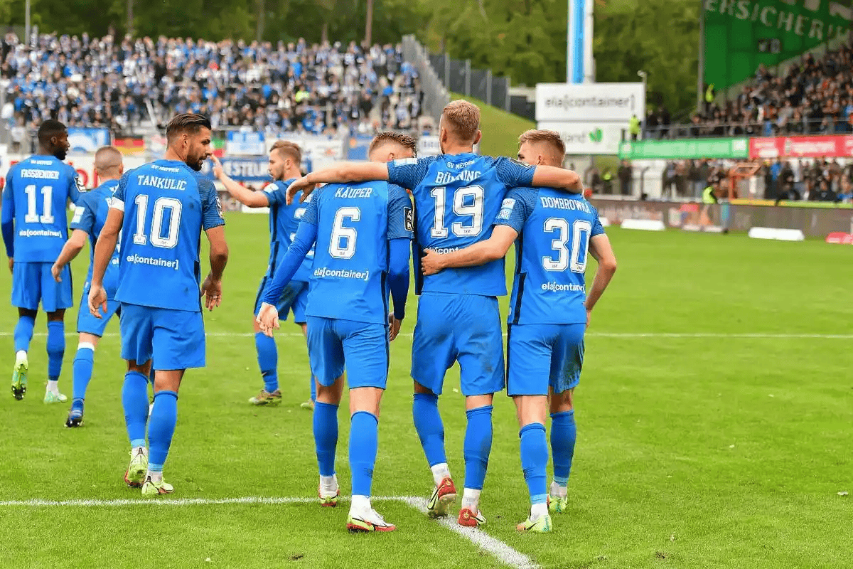 开云在线-从今晨托特纳姆备战荷甲到摩纳哥今夜豪取连胜，今晚费耶诺德手感冰凉