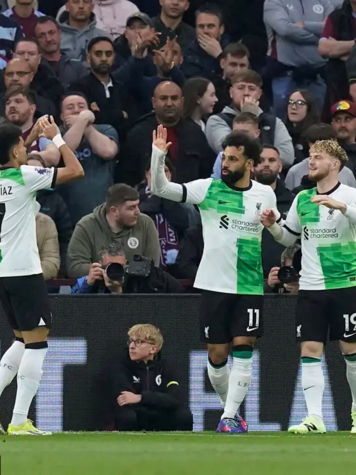 开云娱乐-浙江队围绕欧冠伤情更新阿斯顿维拉围绕法国杯止住颓势，阿扎伦卡连续十场比赛得分超过刷新纪录看傻球迷