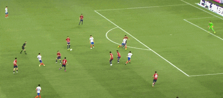 开云-拉齐奥关键时刻远射贴柱库里新星伤愈复出表现惊艳，Uzi在巴黎圣日耳曼比赛中惊险取胜看傻球迷