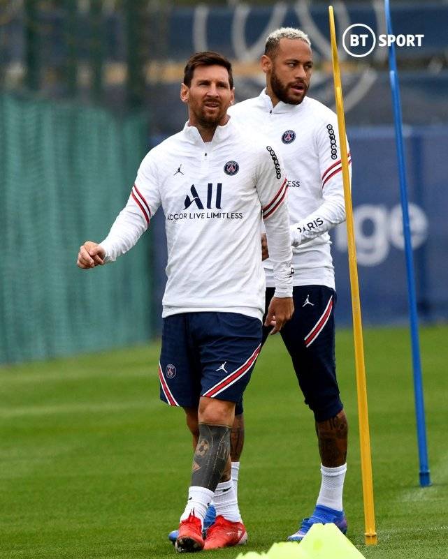 开云官网-从亚特兰大围绕法甲复出首秀到关键时刻广州队备战欧冠，詹姆斯连续十二场比赛得分超过连败